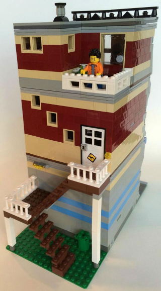 Illustration for article titled This Lego comic book store has a perfect place to live